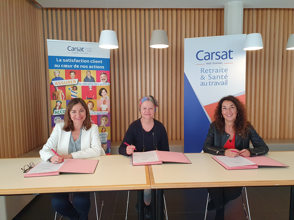 Photo de la signature de la convention Carsat MP - Carsat LR - Petits Frères des Pauvres le 17 mars 2023